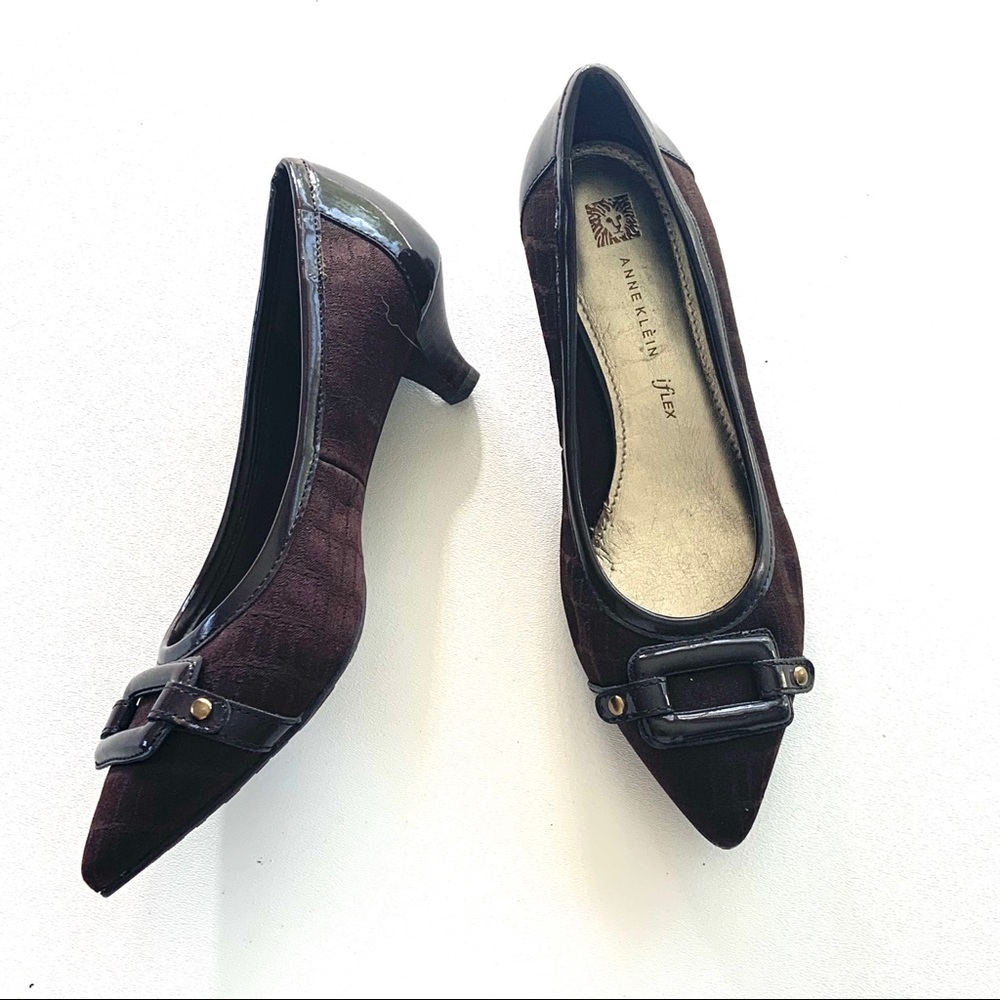 Anne Klein Brown Giraffe Print Kitten Heels buckle